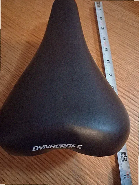 Dynacraft Black Plastic Bicycle Saddle/Seat Universal Fit 11in VA23595(CN)