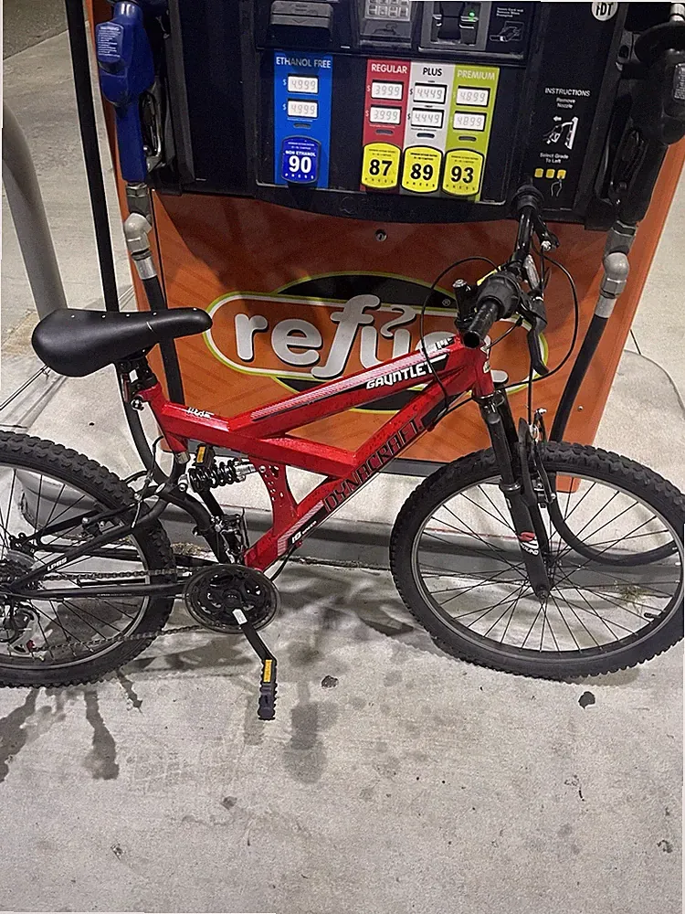 Dynacraft Gauntlet Mountain Bike Rear Suspension Complete Bicycle Red/Black