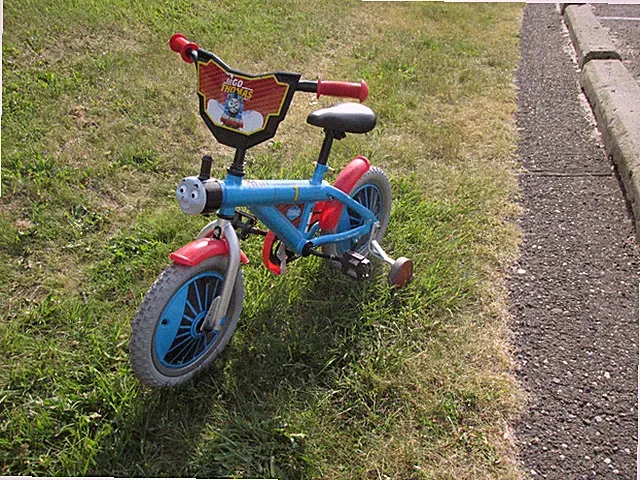 Kids Thomas and Friends 12" lightly used bicycle